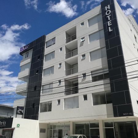 Hotel Sabet Кіто Екстер'єр фото