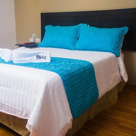 Hotel Sabet Кіто Екстер'єр фото