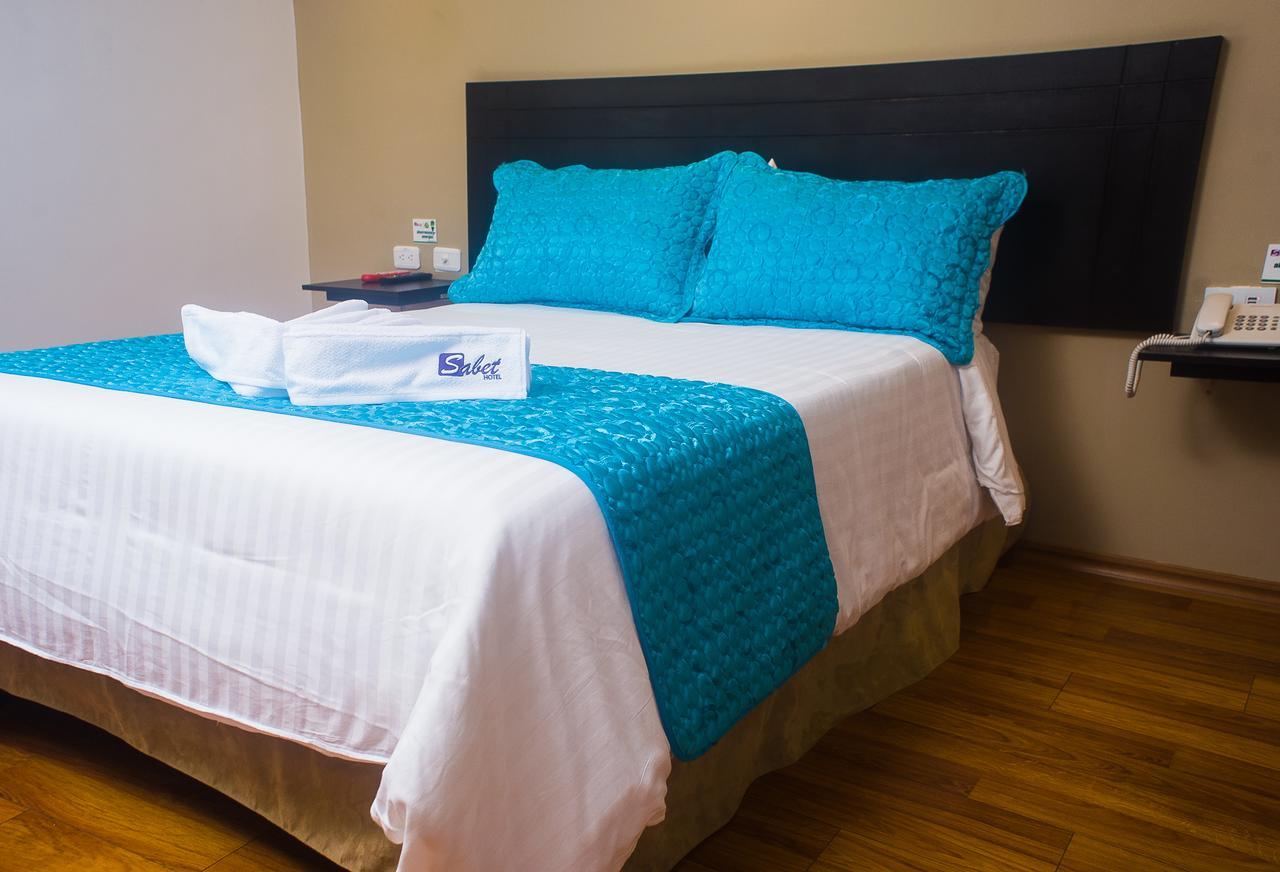 Hotel Sabet Кіто Екстер'єр фото